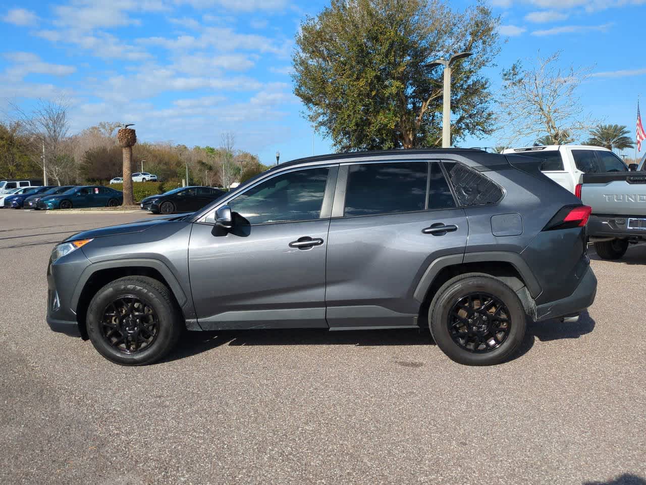 Thumbnail: 2019 Toyota RAV4 - 3