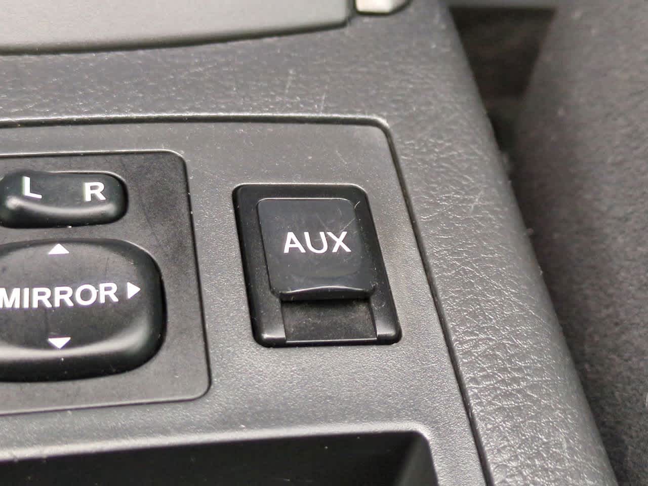 Thumbnail: 2011 Toyota RAV4 - 20