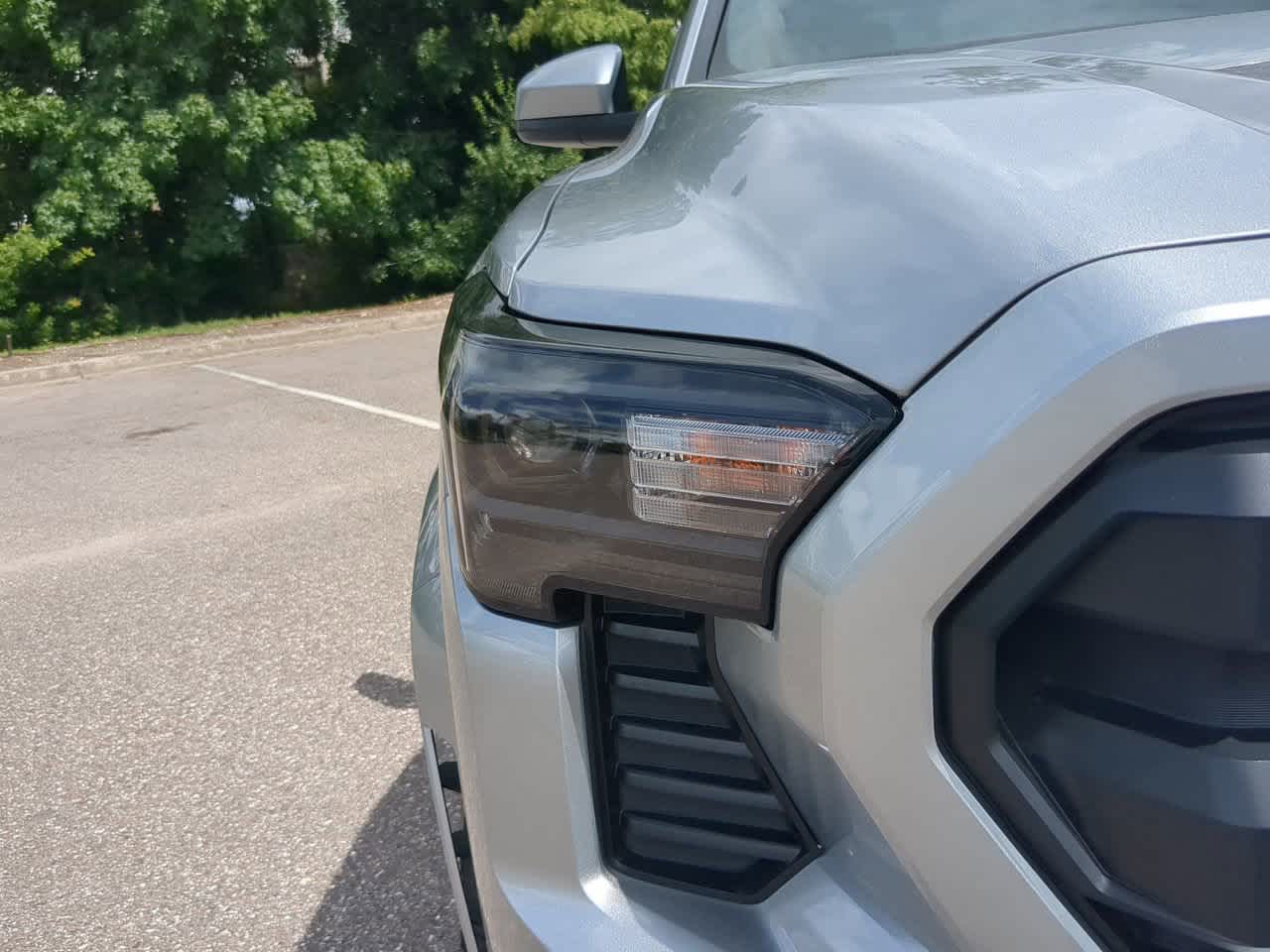Thumbnail: 2025 Toyota Tacoma - 10