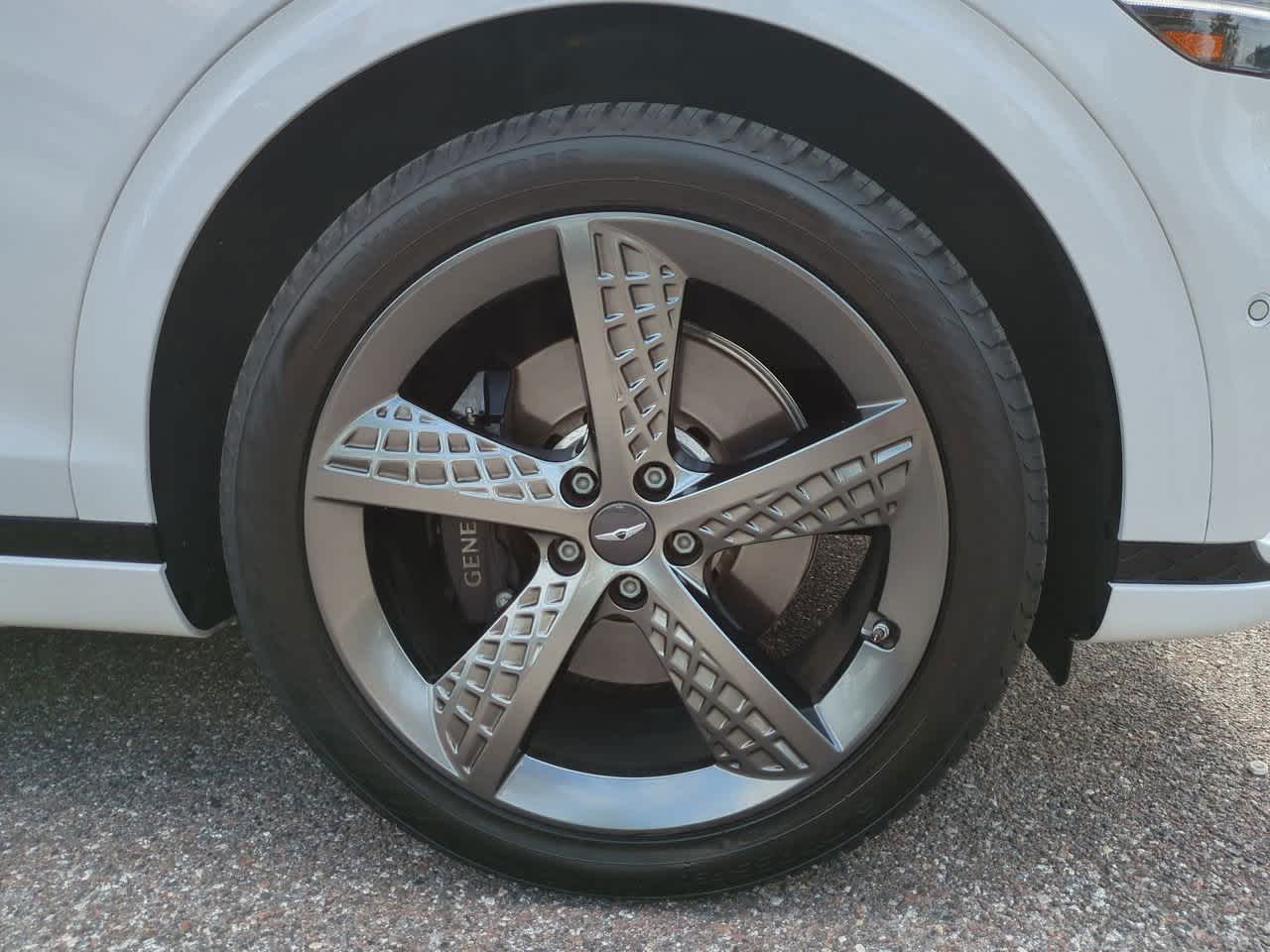 Thumbnail: 2023 Genesis GV70 - 11