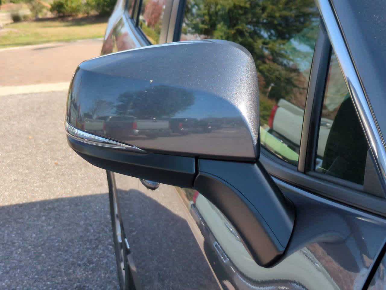 Thumbnail: 2025 Toyota RAV4 - 12