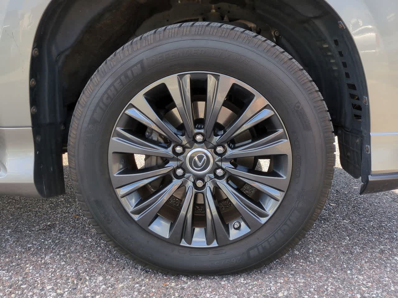 Thumbnail: 2020 Lexus GX - 11