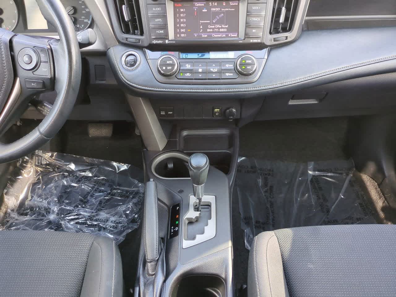 Thumbnail: 2018 Toyota RAV4 - 18