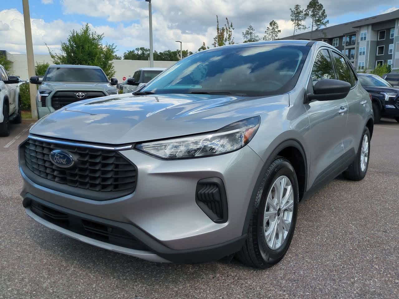 Thumbnail: 2023 Ford Escape - 2