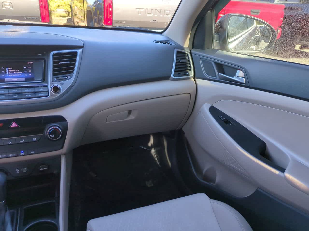 Thumbnail: 2017 Hyundai Tucson - 16