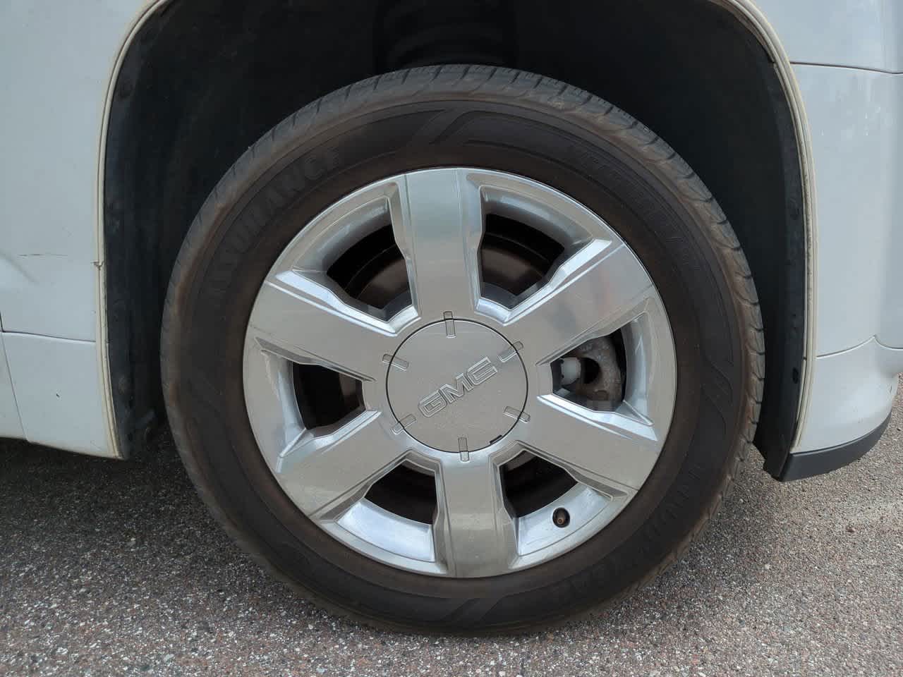 Thumbnail: 2015 GMC Terrain - 9