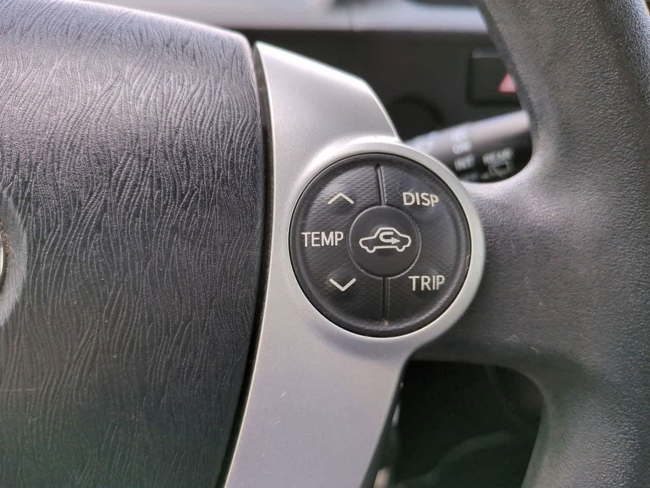 Thumbnail: 2014 Toyota Prius c - 21
