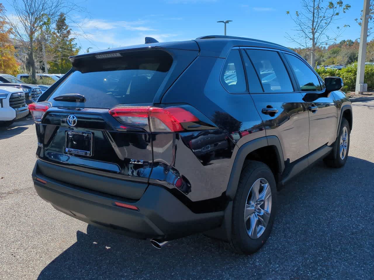 Thumbnail: 2025 Toyota RAV4 - 6