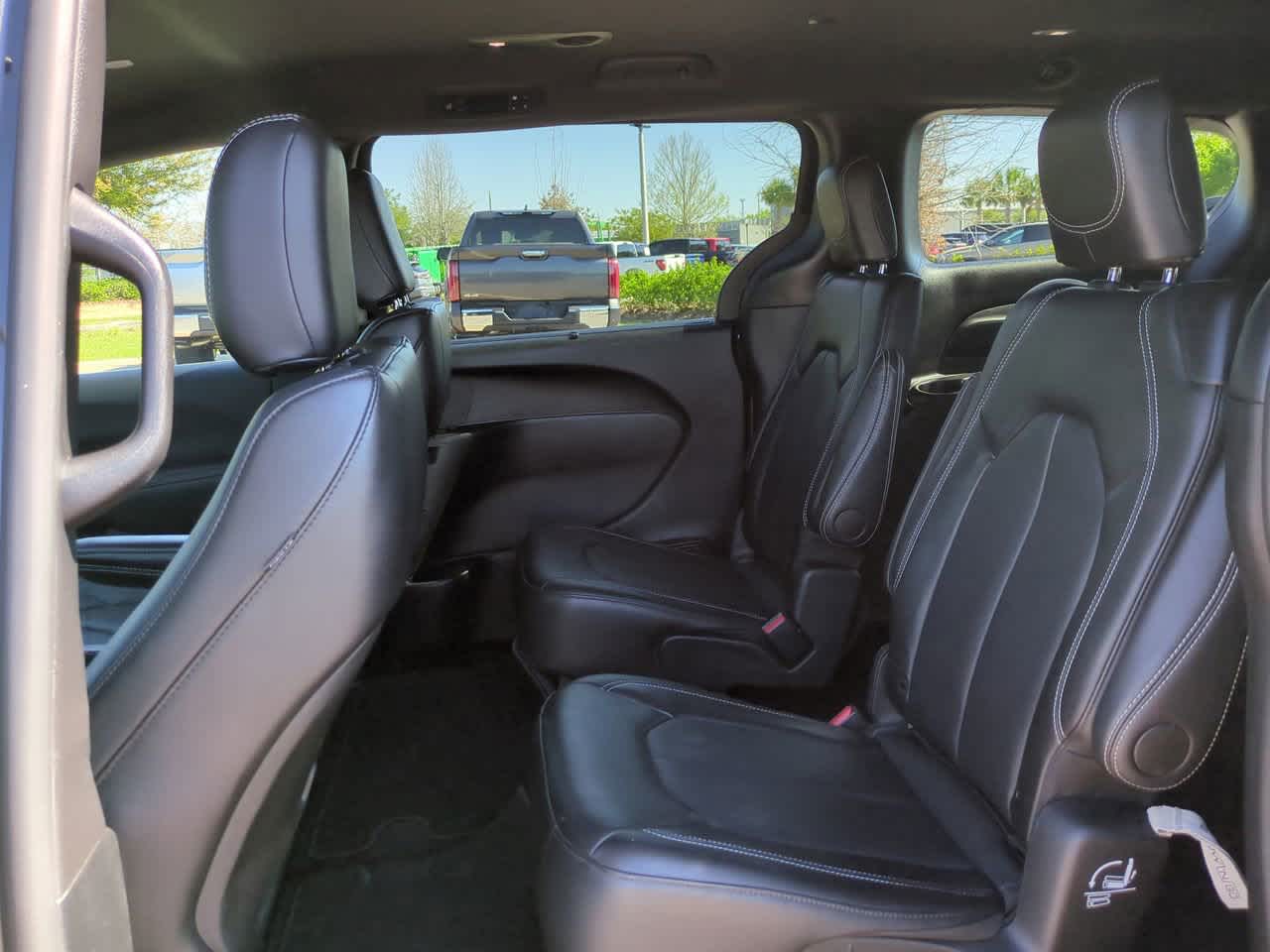 Thumbnail: 2025 Chrysler Pacifica - 14