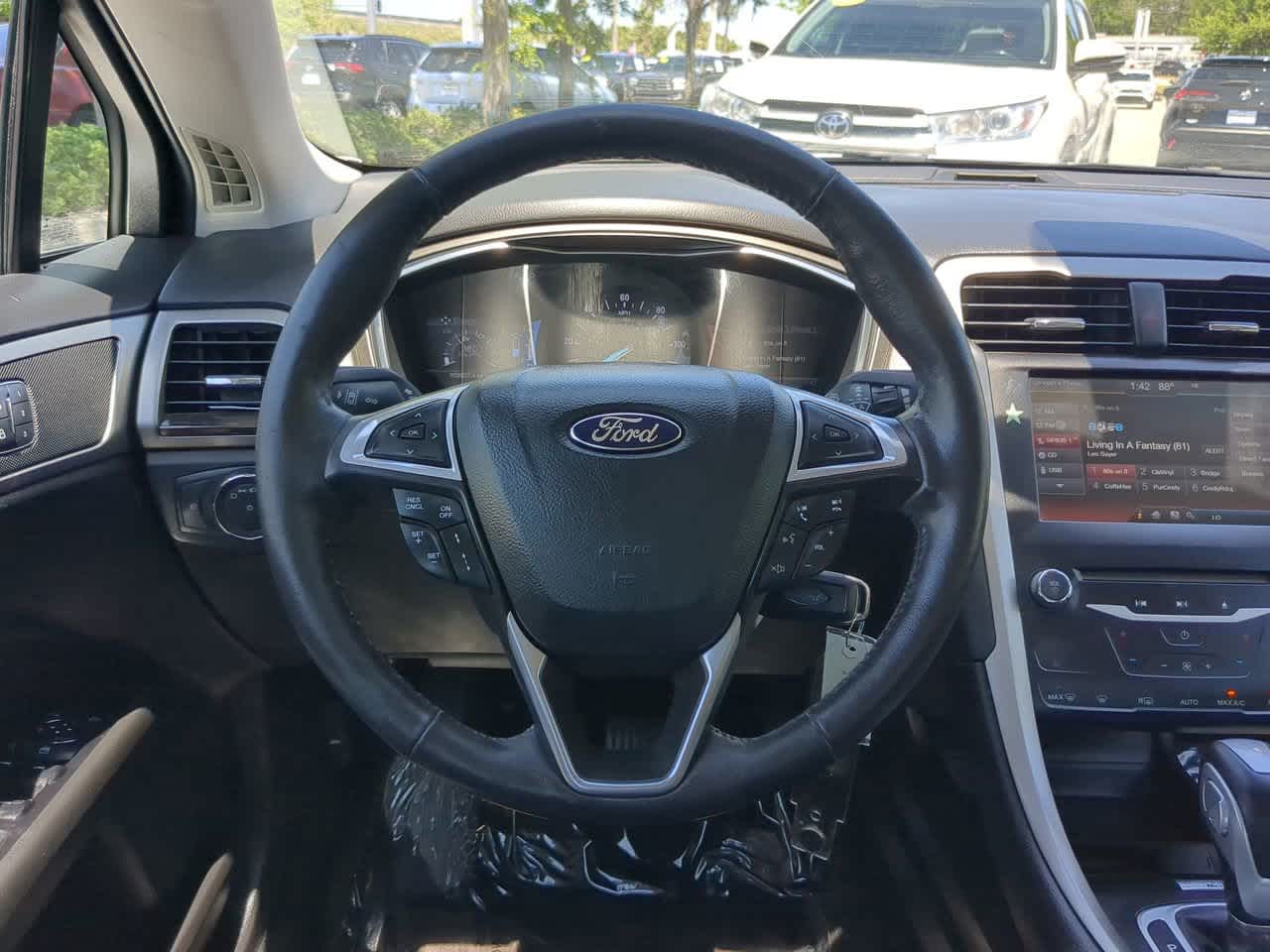 2014 Ford Fusion SE 15