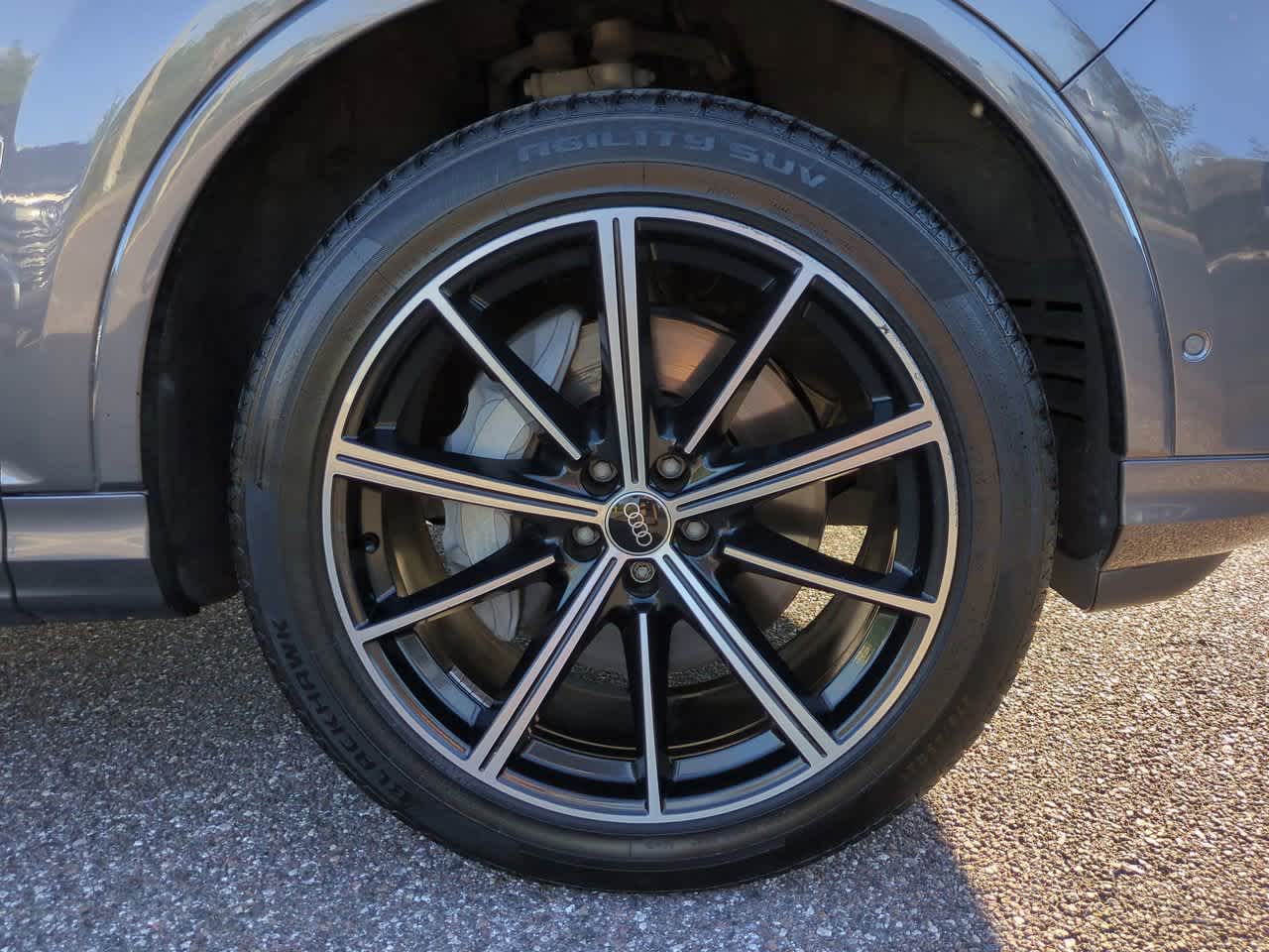 Thumbnail: 2021 Audi Q7 - 11