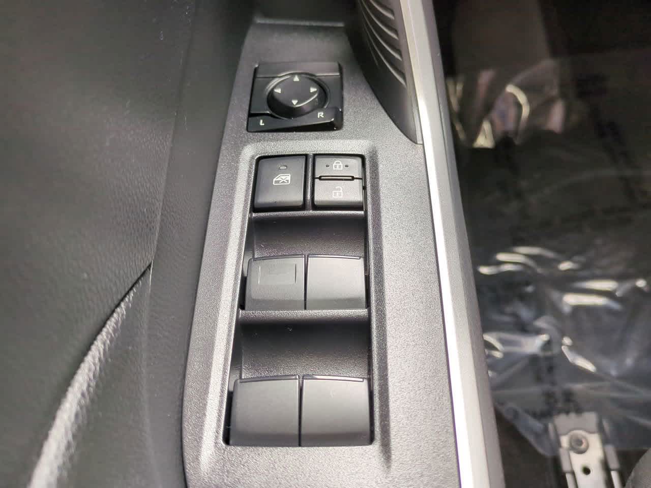 2024 Toyota RAV4 LE 21