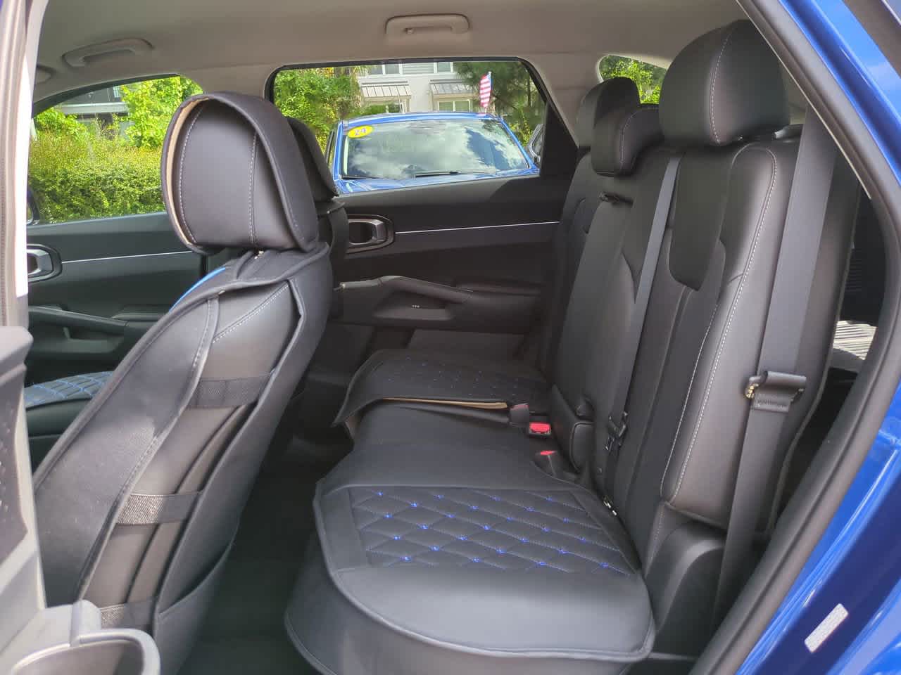 Thumbnail: 2022 Kia Sorento - 13