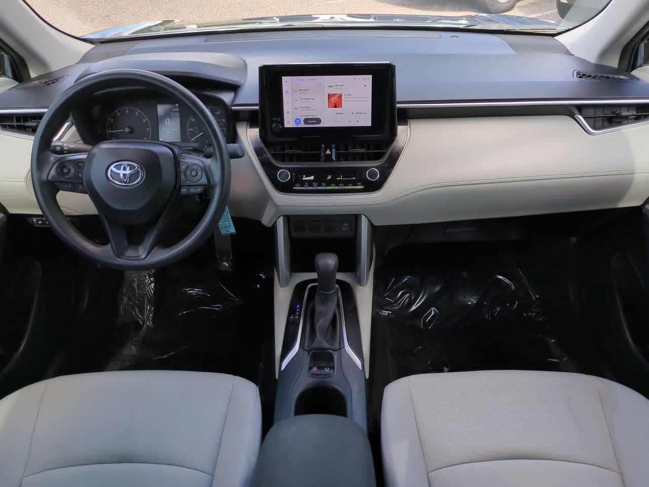 Thumbnail: 2023 Toyota Corolla Cross - 14