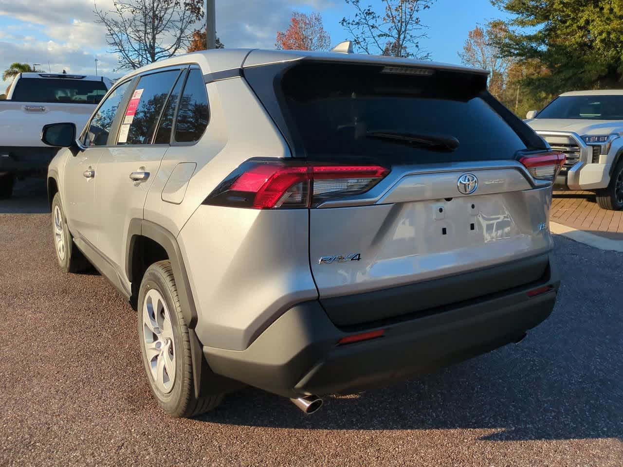 Thumbnail: 2025 Toyota RAV4 - 4