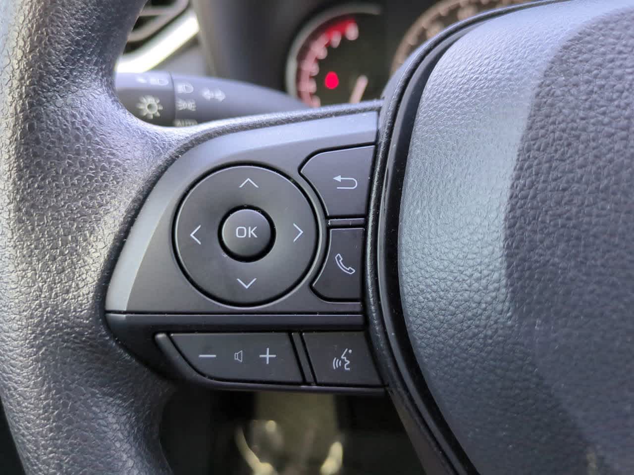 Thumbnail: 2025 Toyota RAV4 - 23