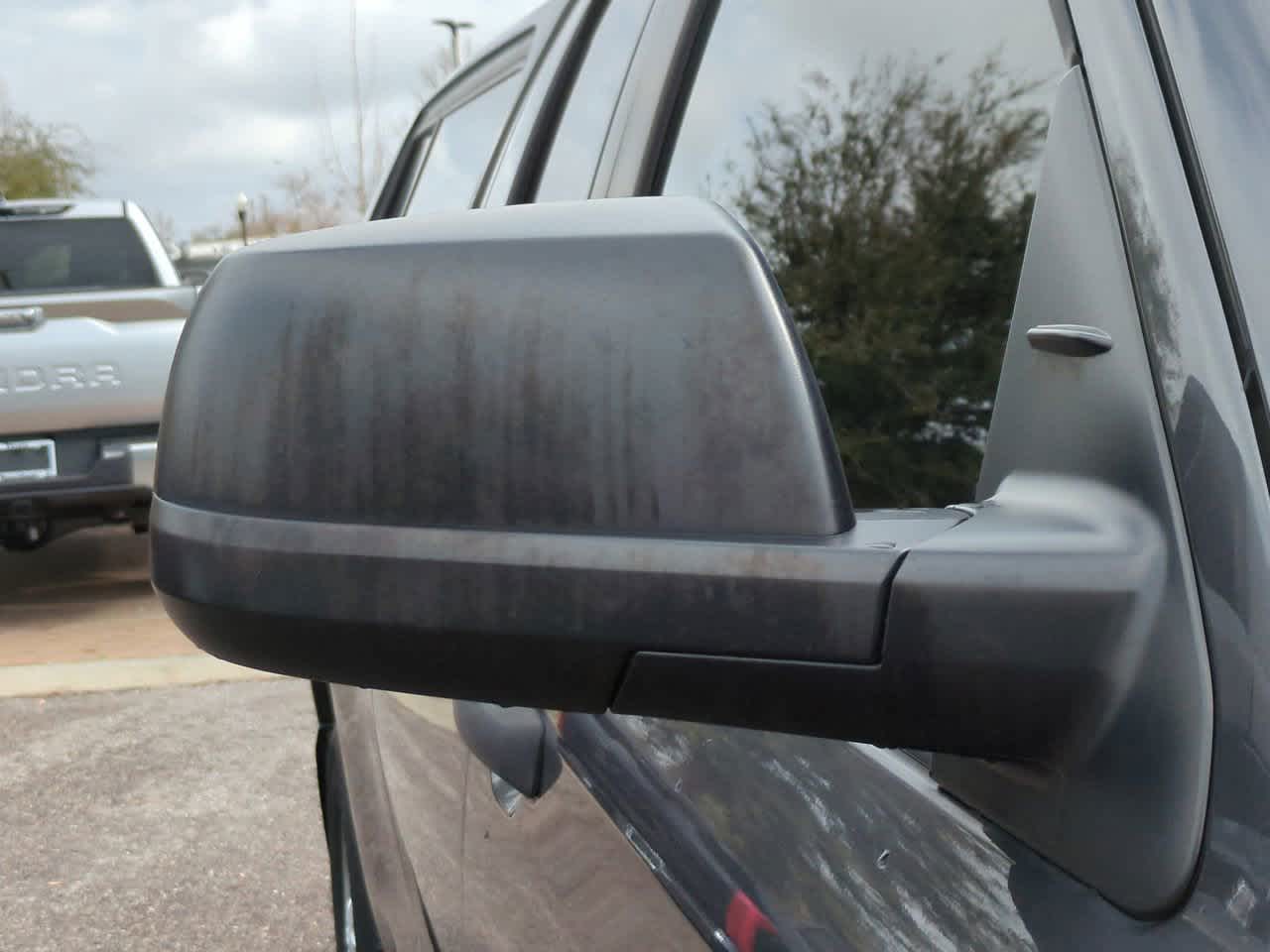 Thumbnail: 2020 Toyota Tundra - 12