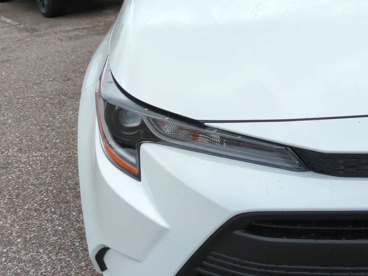 Thumbnail: 2025 Toyota Corolla - 10