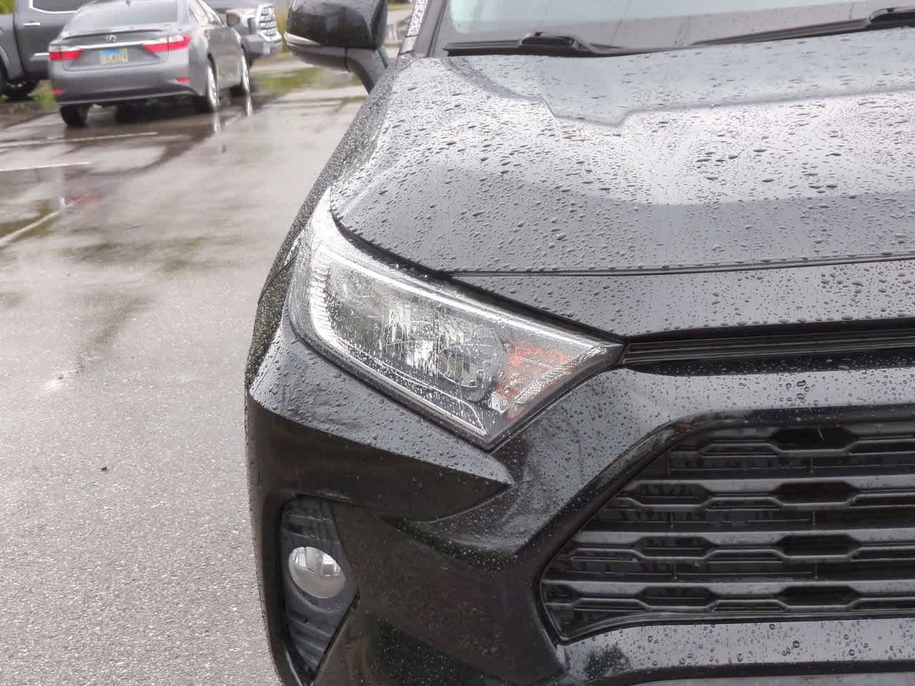 Thumbnail: 2020 Toyota RAV4 - 10
