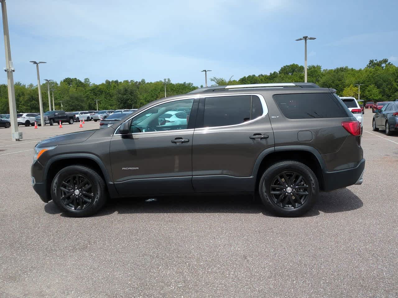 Thumbnail: 2019 GMC Acadia - 3