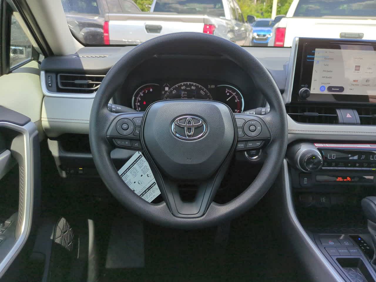 Thumbnail: 2025 Toyota RAV4 - 15