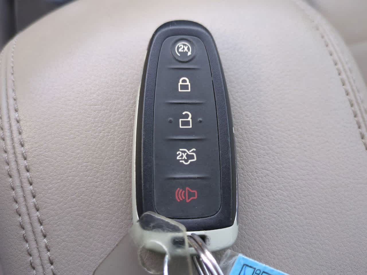 Thumbnail: 2014 Ford Escape - 25