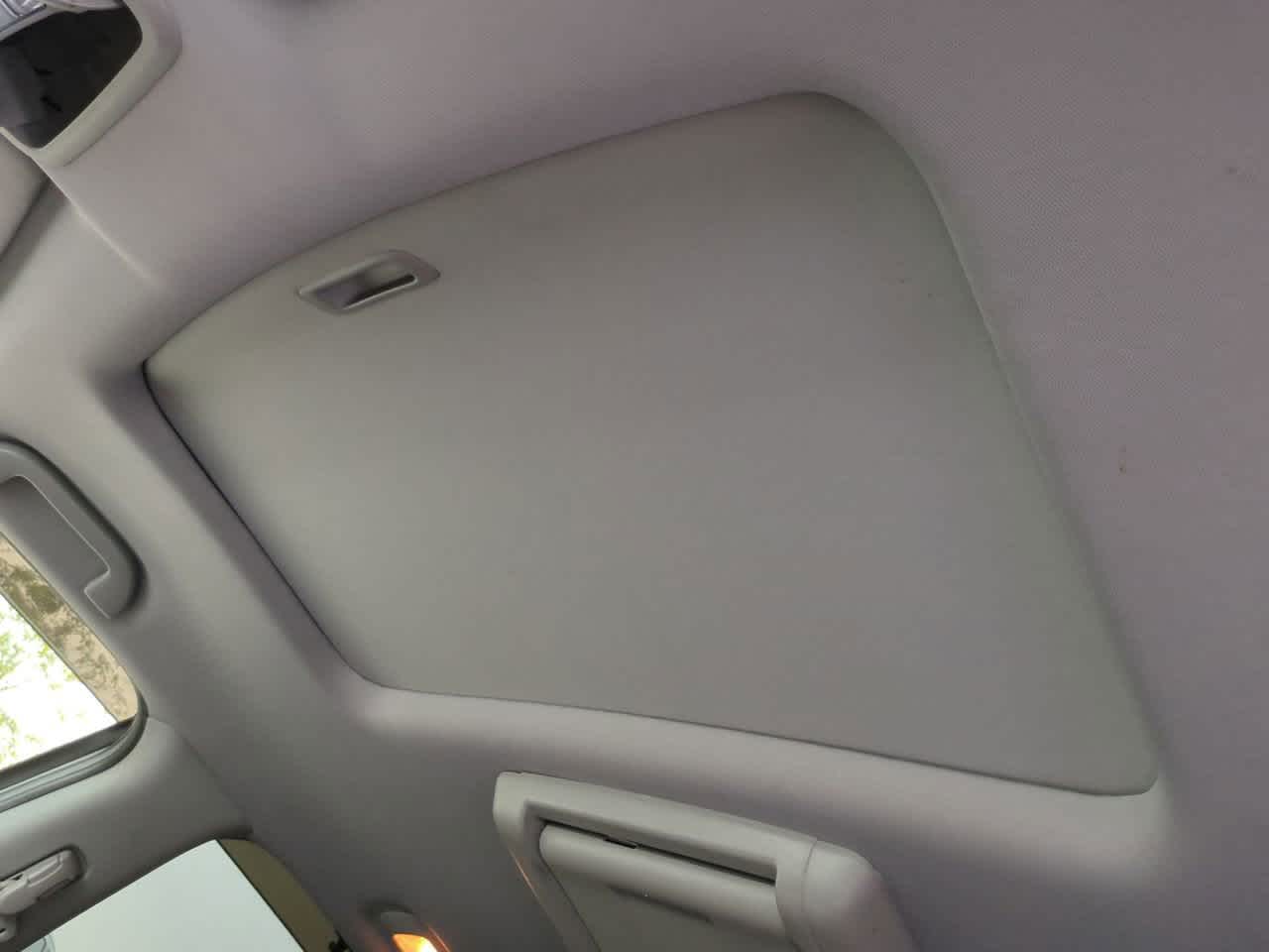 Thumbnail: 2017 Honda Pilot - 20