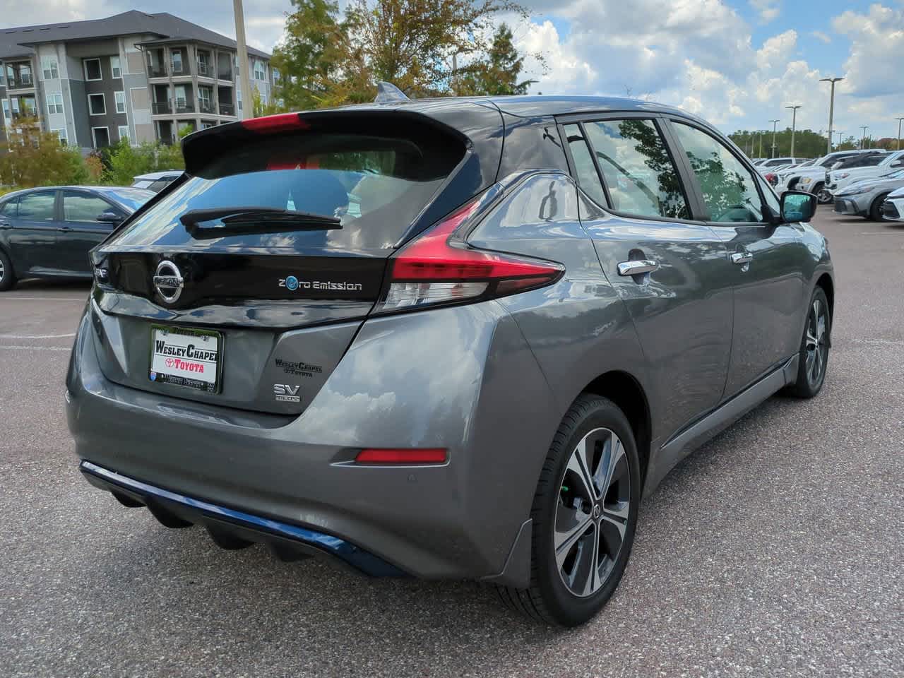Thumbnail: 2022 Nissan Leaf - 6