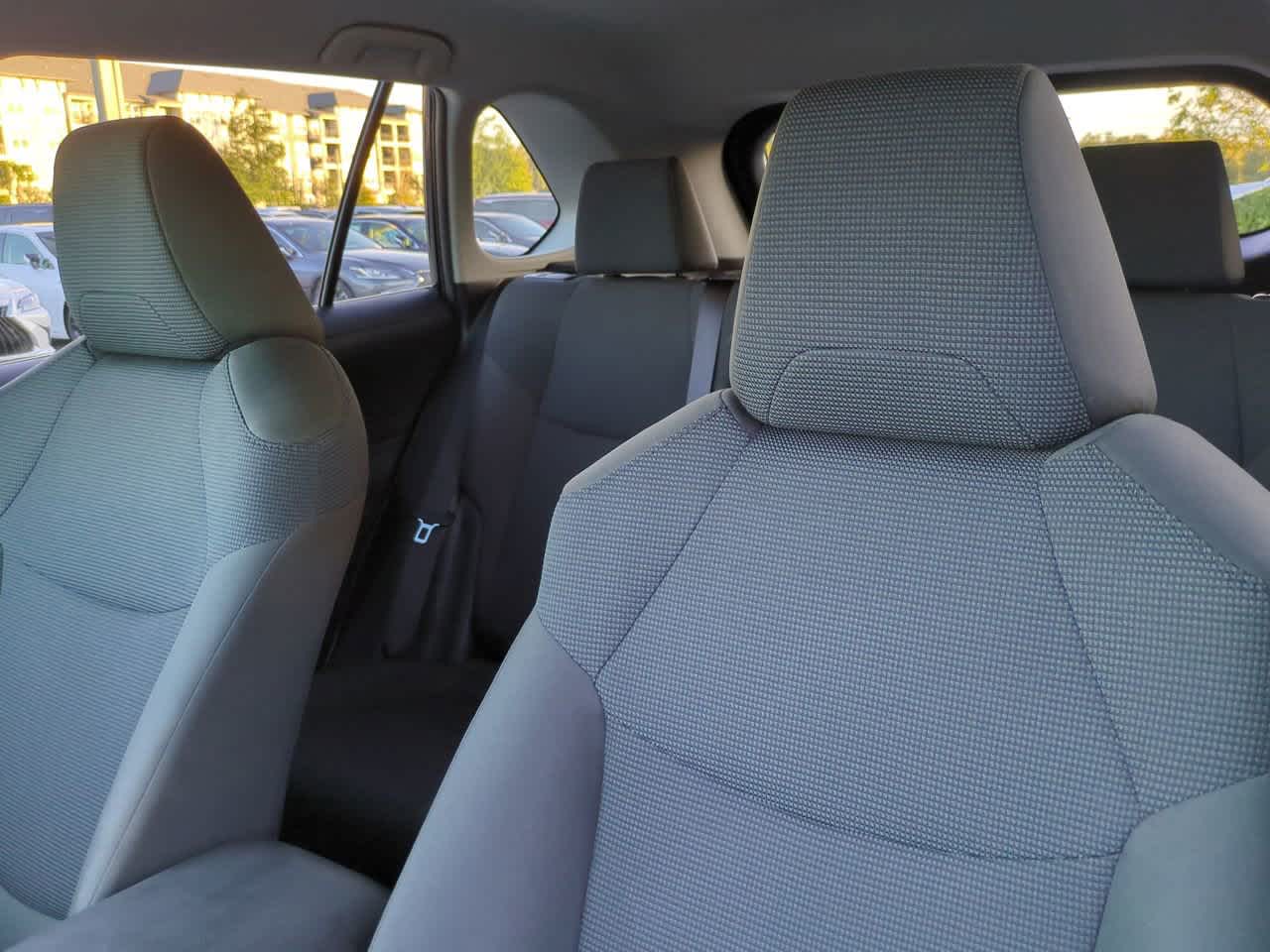 Thumbnail: 2025 Toyota RAV4 - 8