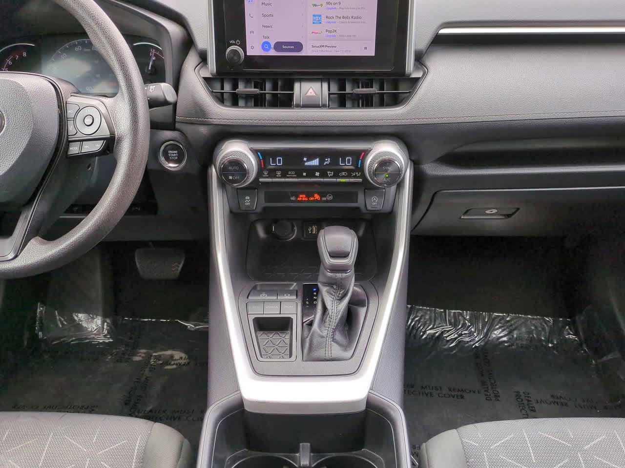 2023 Toyota RAV4 XLE 18
