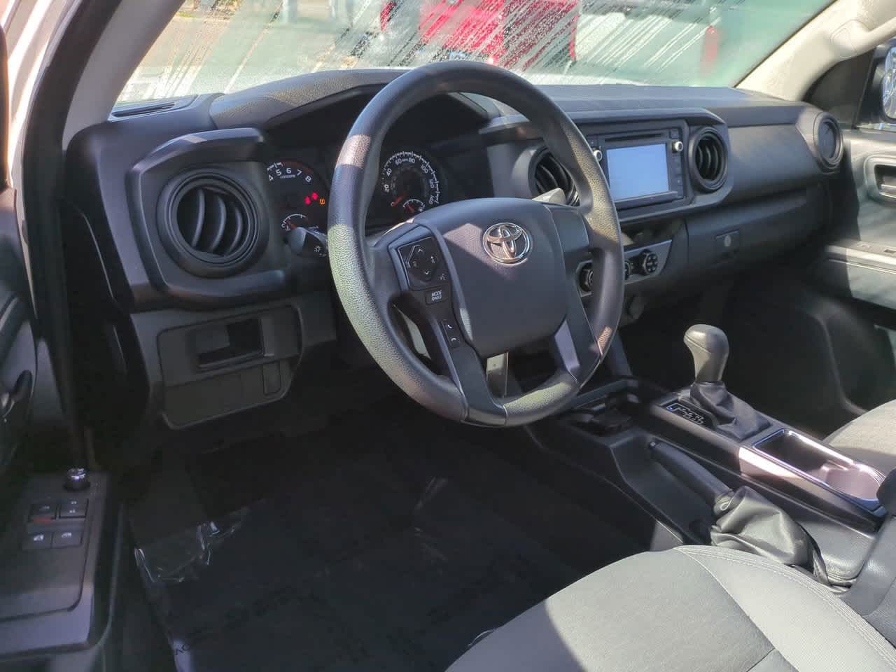 Thumbnail: 2017 Toyota Tacoma - 14