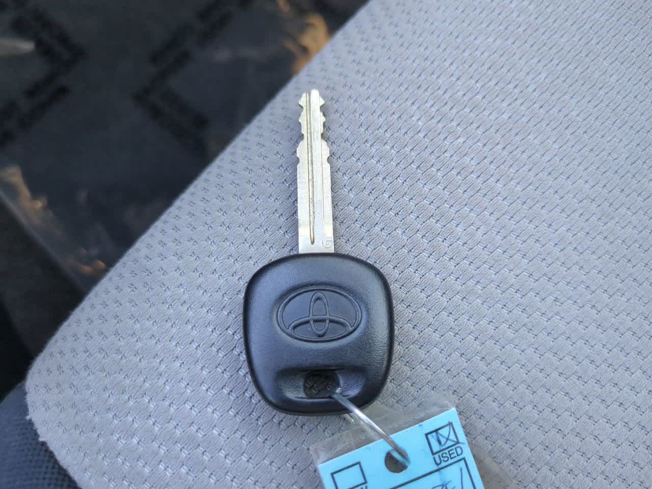 Thumbnail: 2013 Toyota Yaris - 23