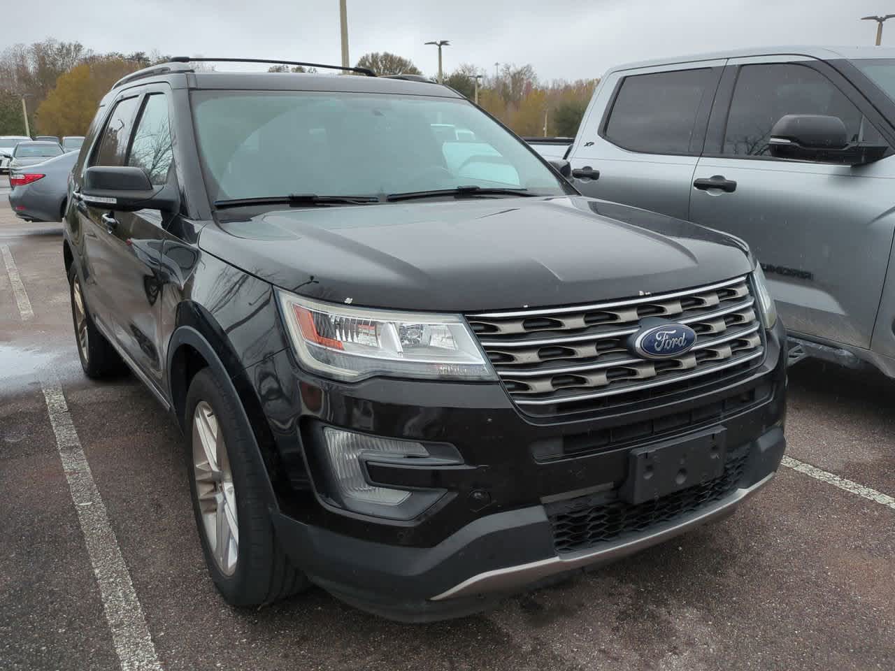 Thumbnail: 2017 Ford Explorer - 6