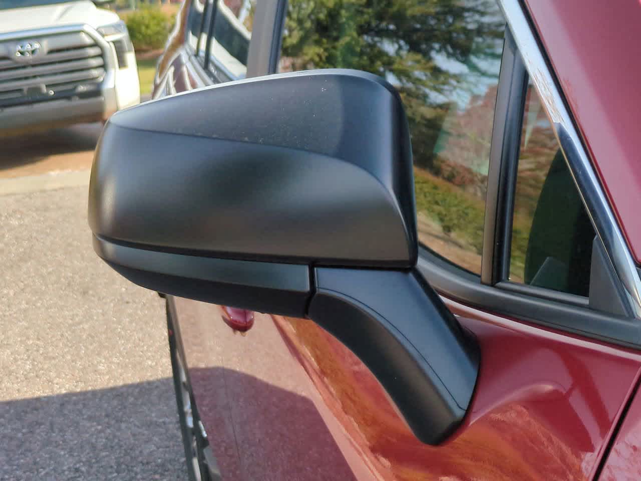 Thumbnail: 2025 Toyota RAV4 - 12