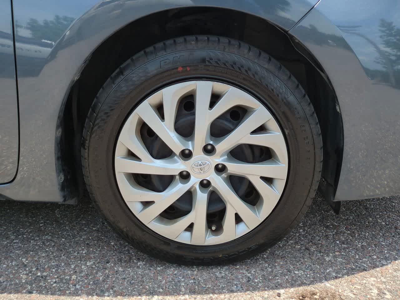 Thumbnail: 2019 Toyota Corolla - 11