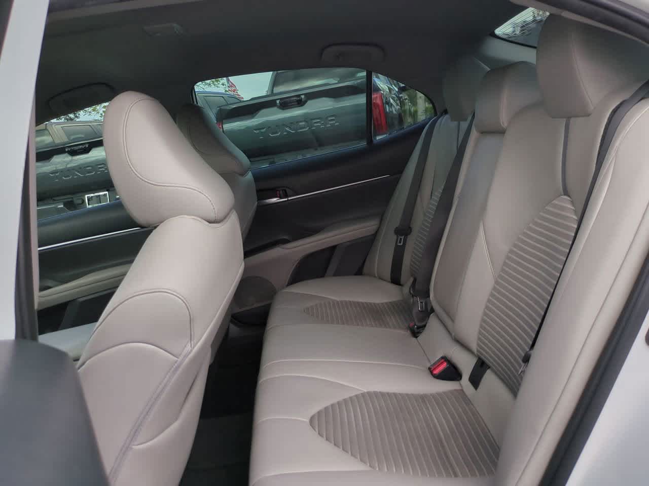 Thumbnail: 2022 Toyota Camry - 13