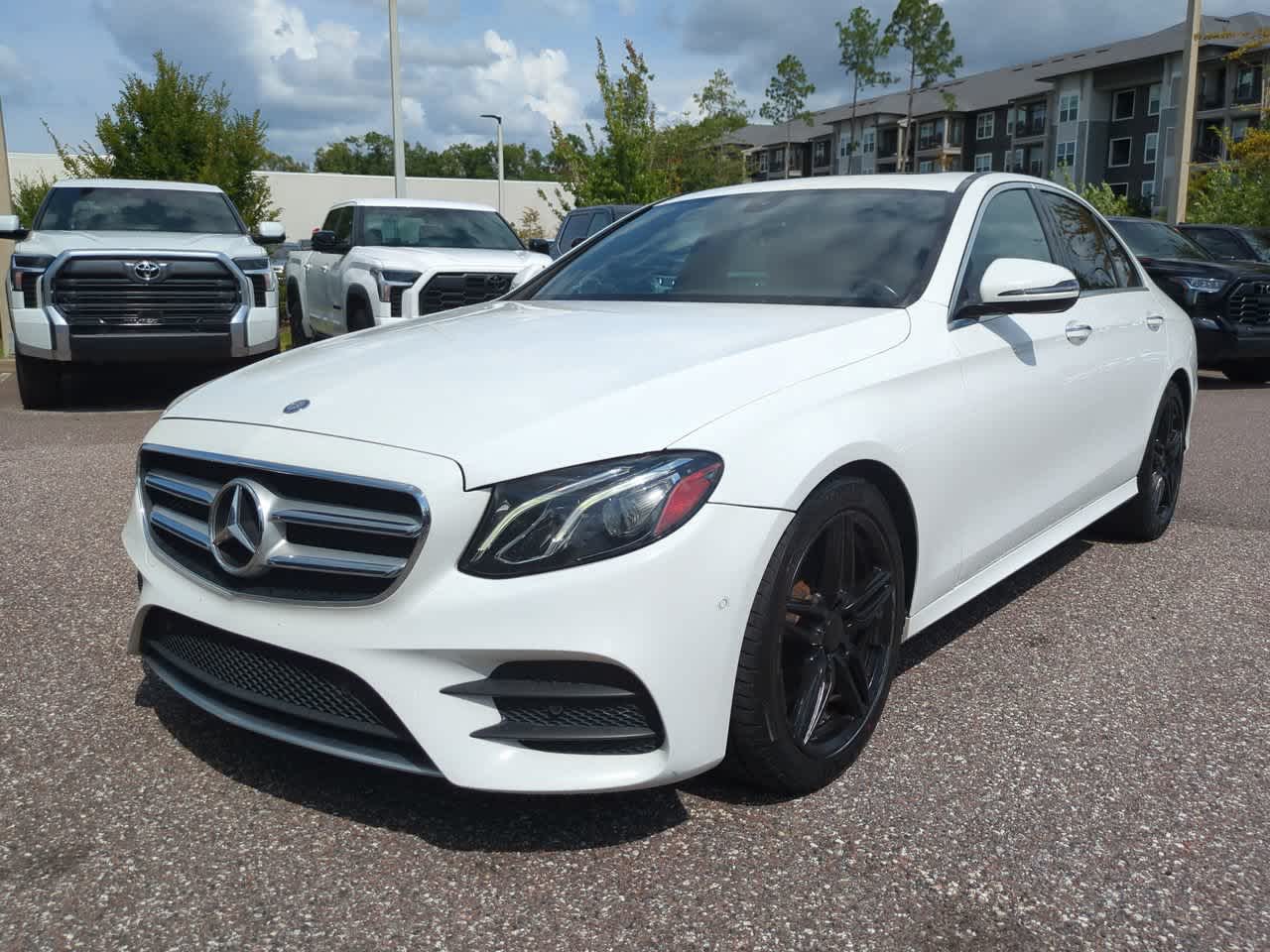 Thumbnail: 2017 Mercedes-Benz E-Class - 2
