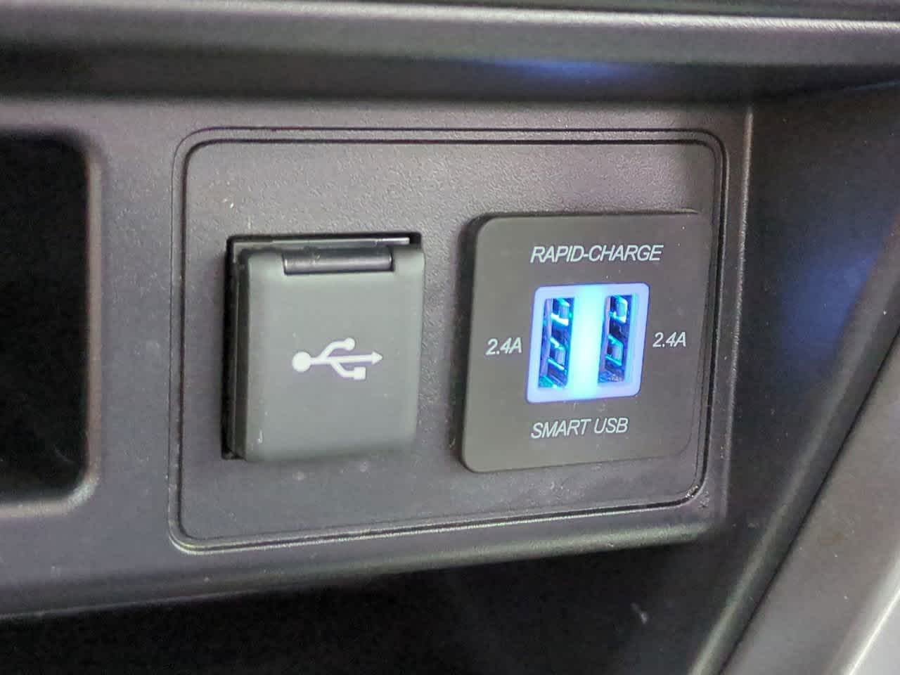 Thumbnail: 2022 Toyota 4Runner - 22