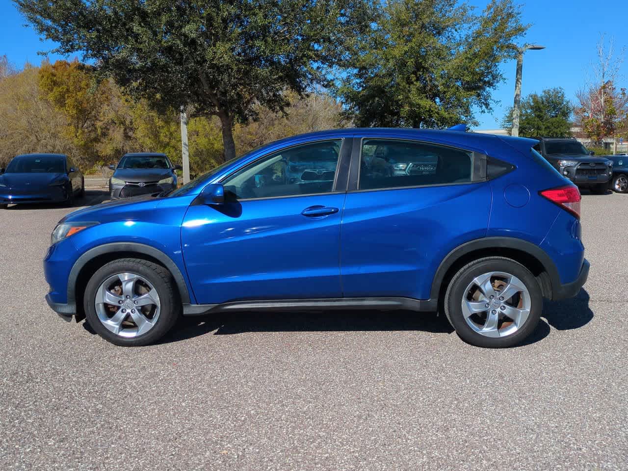 Thumbnail: 2018 Honda HR-V - 3