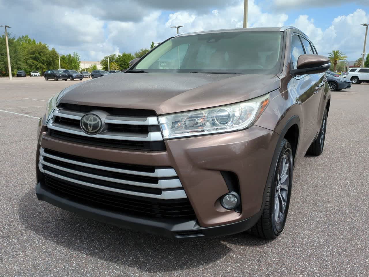 2018 Toyota Highlander XLE 2