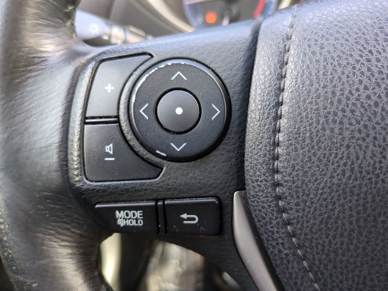 Thumbnail: 2015 Toyota Corolla - 22