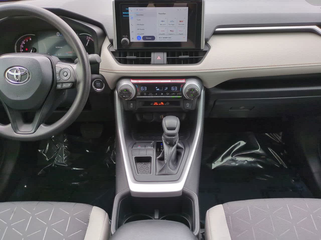 Thumbnail: 2025 Toyota RAV4 - 18