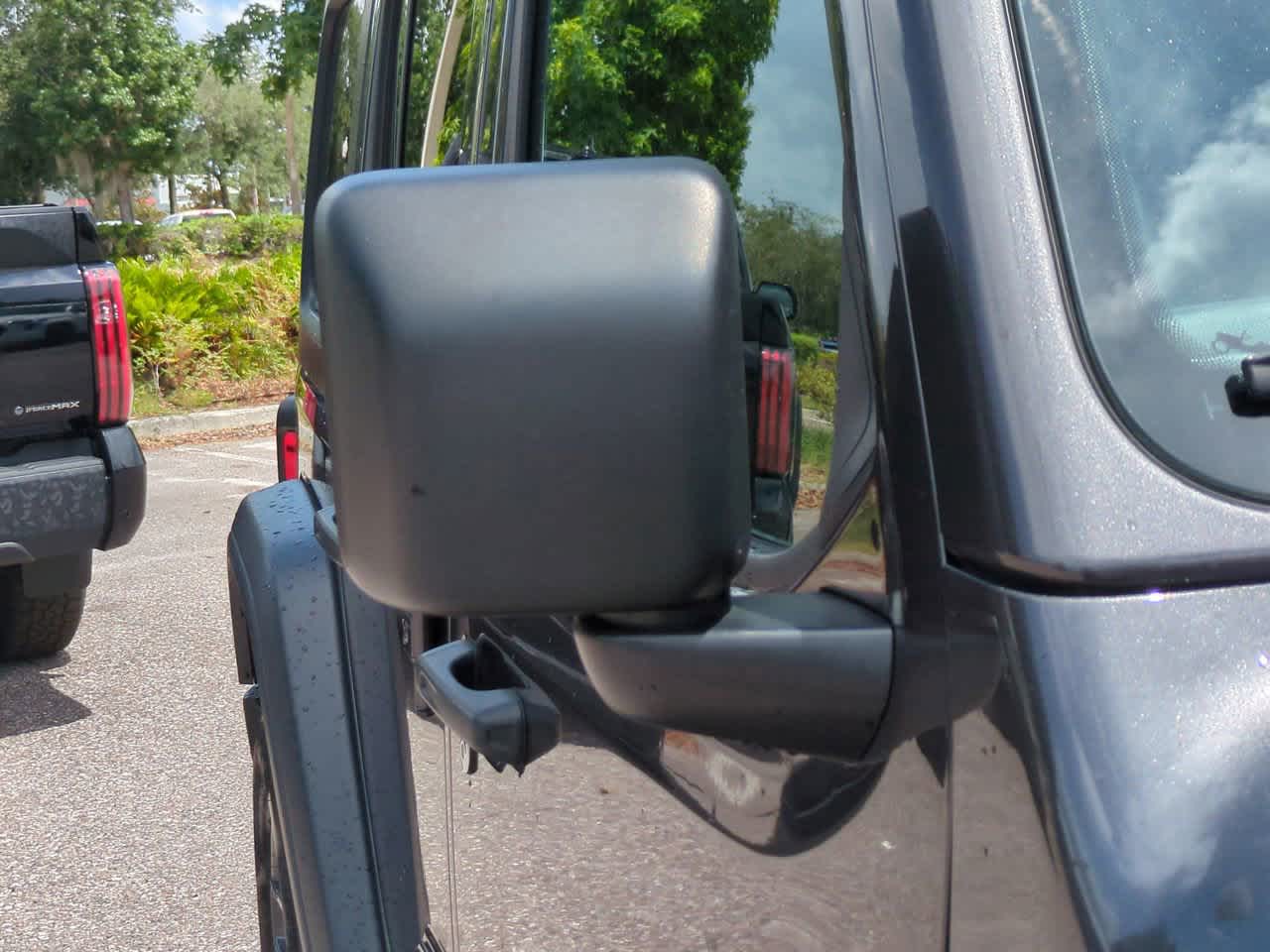 Thumbnail: 2024 Jeep Wrangler - 11