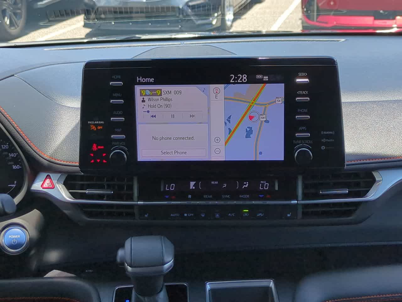 Thumbnail: 2021 Toyota Sienna - 18