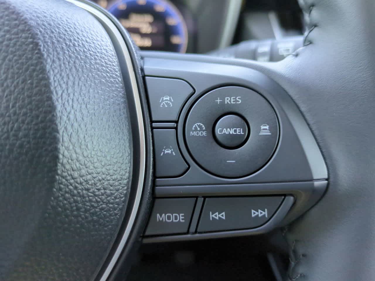 Thumbnail: 2026 Toyota Corolla Cross - 25