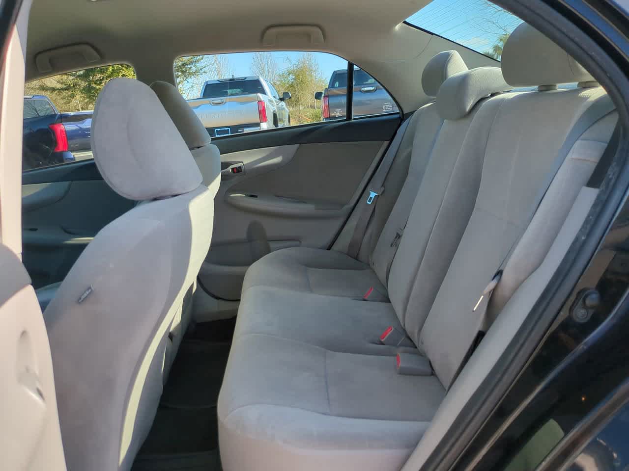 Thumbnail: 2012 Toyota Corolla - 13