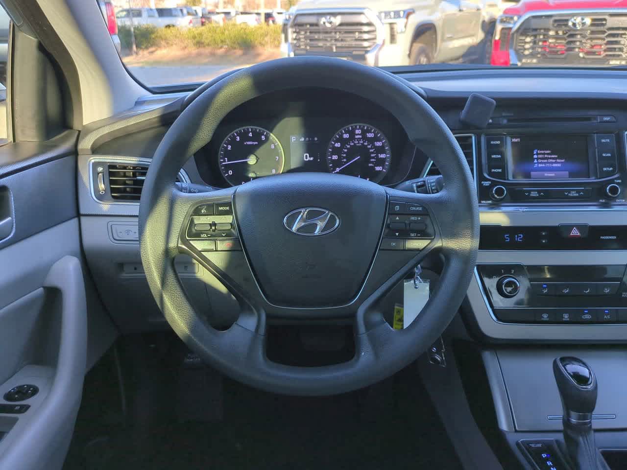 Thumbnail: 2015 Hyundai Sonata - 15