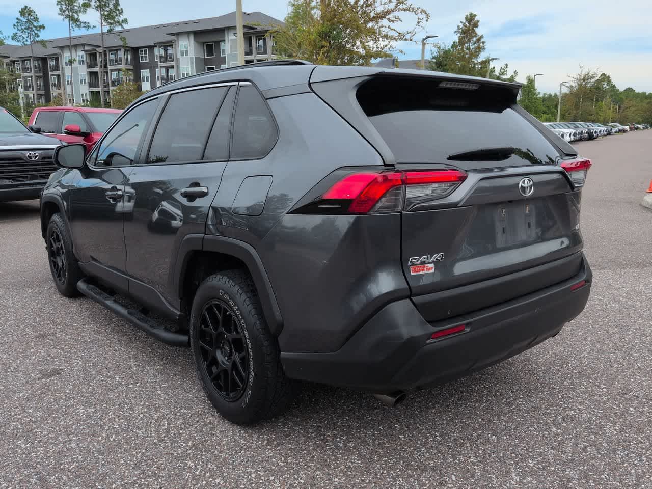 Thumbnail: 2019 Toyota RAV4 - 4