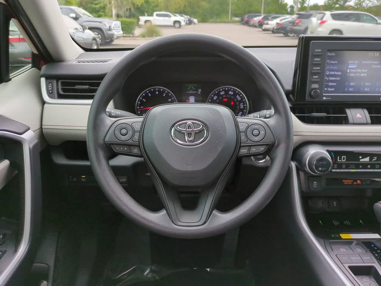 Thumbnail: 2022 Toyota RAV4 - 15