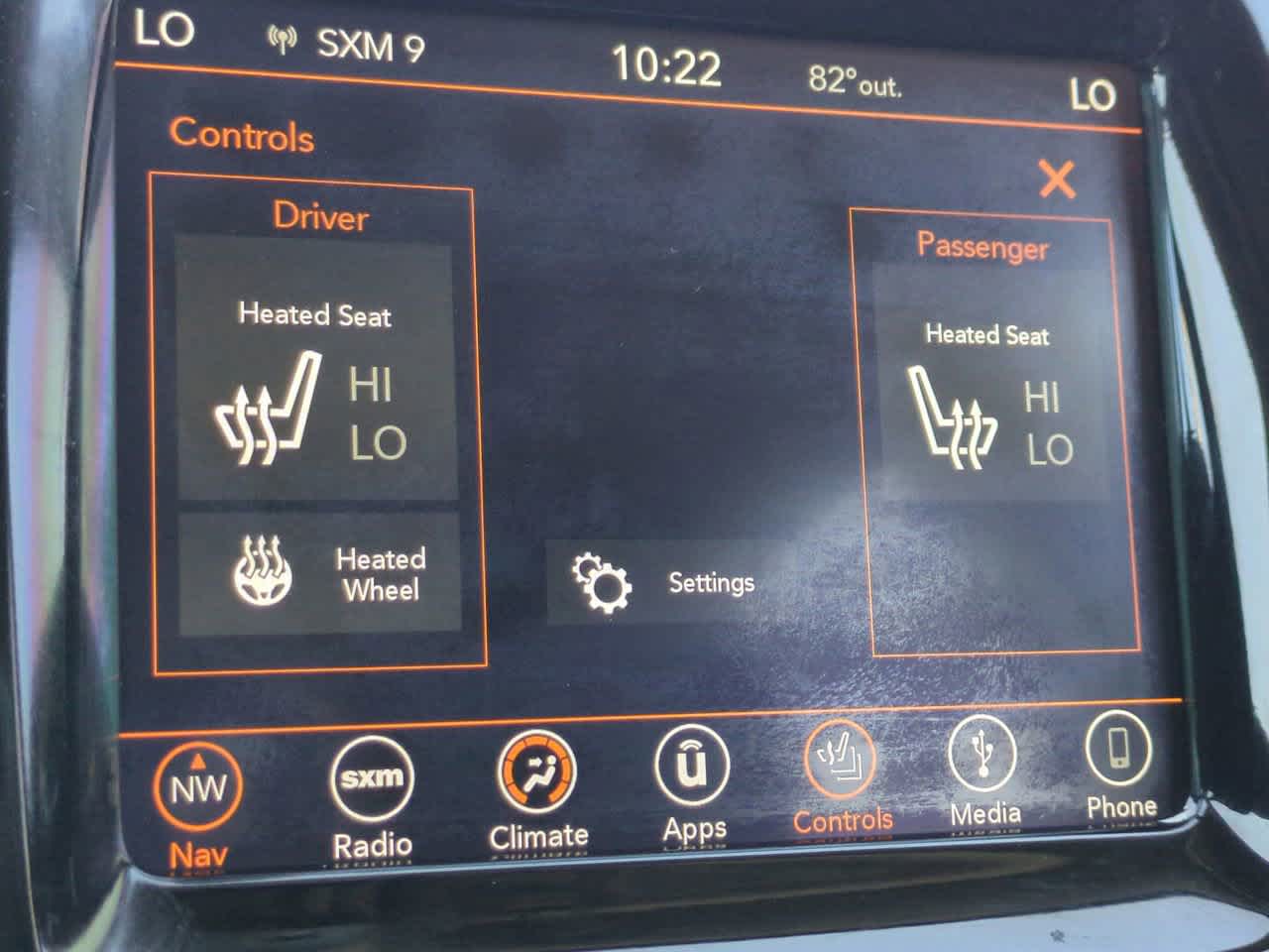 Thumbnail: 2018 Jeep Compass - 22